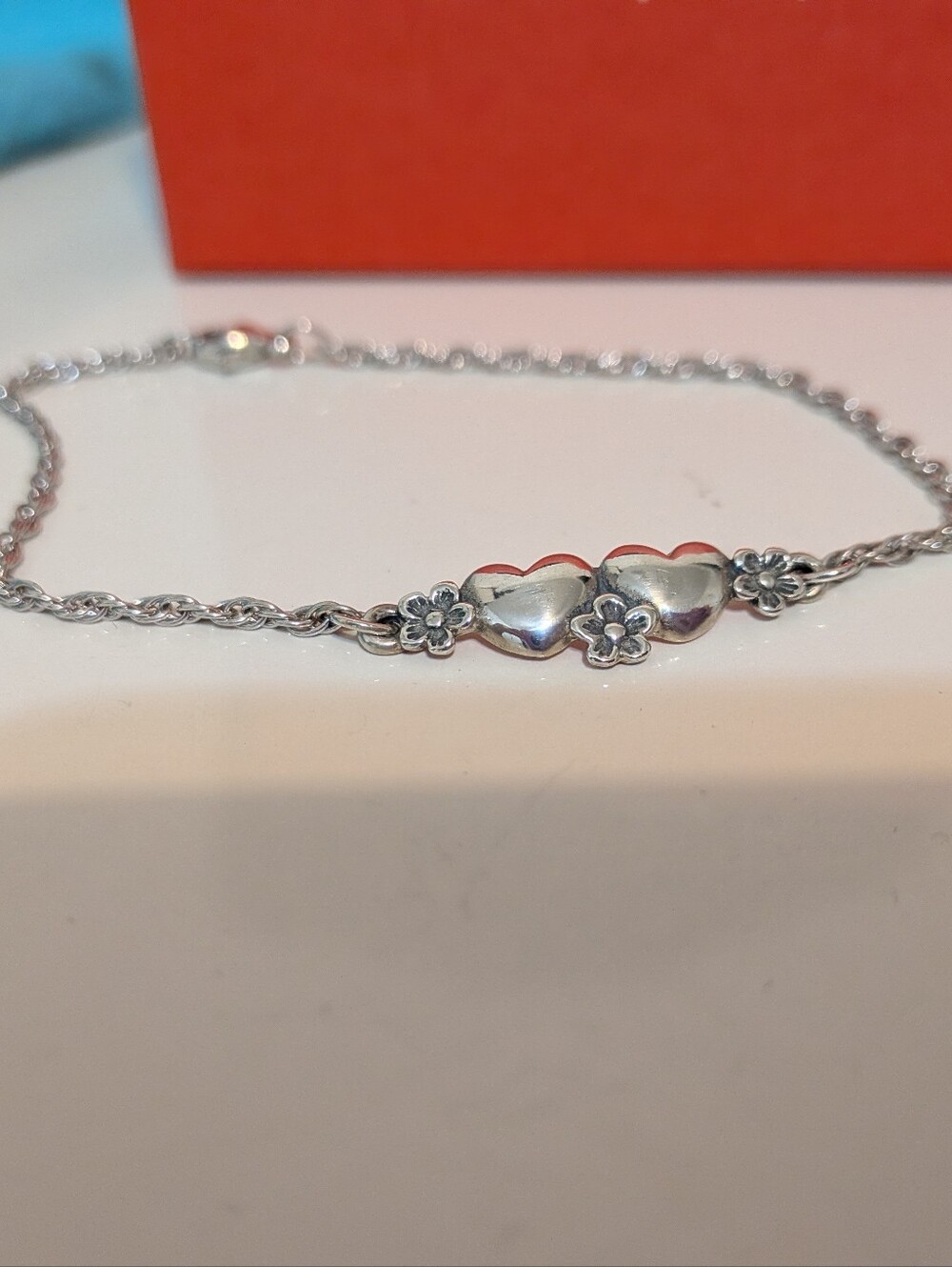 James Avery Retired Silver Hearts And Flowers Twist Chain Bracelet - Picture 5 of 6